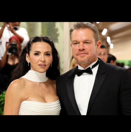 Никой не беше виждал колко са красиви! Мат Деймън ЗА ПЪРВИ ПЪТ показа дъщерите си и феновете полудяха!