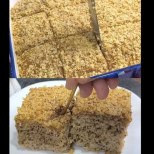 Всеки трябва да знае рецептата за този Орехов сладкиш в сироп - приготвям го редовно вместо баклава, по-сочен и по-лек: