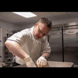 Аз съм шеф-готвач и това са 6 ястия, които НИКОГА не поръчвам в ресторант: Най-отдалеч заобикалям специалитета на заведението!