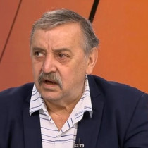 Проф. Кантарджиев каза как да се предпазим от върлуващия супергрип