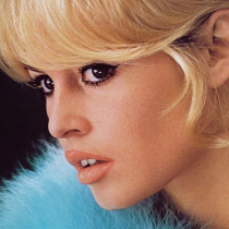 Брижит Бардо беше погребана по необичаен начин-Ето какво е имала на себе си