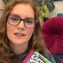 Родители бесни заради учителката: Тя каза какви подаръци не иска да ѝ носят децата ѝ и предизвика хаос