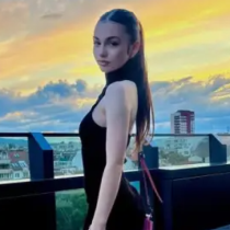 Крисия Тодорова с нова визия-Нищо общо с невинното момиченце отпреди време