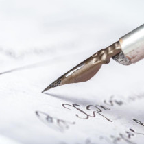 Как да разчетем човек по почерка? Вижте 10-те знака и особено как той пише тези 4 букви