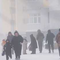 Ето как живее майка с три деца в град, където е -64 градуса