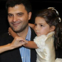 Ето в каква красавица се е превърнала дъщерята на Тодор Славков-Снимки