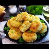  Взимам един картоф и чаша кисело мляко – и след 15 минути вкусната вечеря е на масата: 