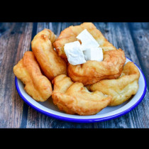 Замесвам ги точно за 5 минути: Най-бързите Мекици-душици с кисело мляко, пухкави и вълшебно меки