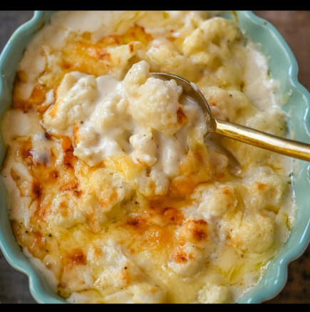 Всички ме питаха какво съм направила с карфиола, че е толкова фантастичен: Просто го слагам в тавата и го заливам с тази смес!