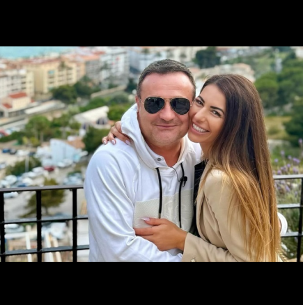 Най-накрая се предаде! Рачков предложи брак на Виктория с ОГРОМЕН диамант - честито!