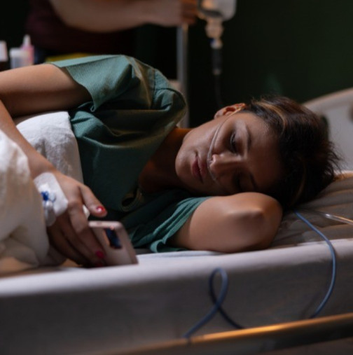 Той ме накара да дам бъбрек на майка му и ме остави в болницата: Дойде с любовница и документи за развод