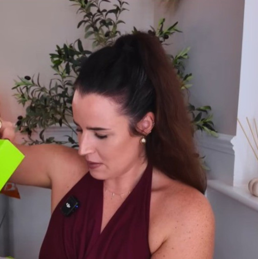 С нетърпение чаках пакета от известена платформа за пазаруване: Когато видях маратонките, едва не припаднах!