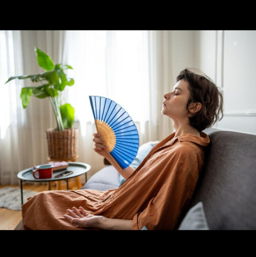 5-те най-мощни храни срещу горещи вълни в менопаузата: Яжте нещата от този списък и ще мине неусетно!