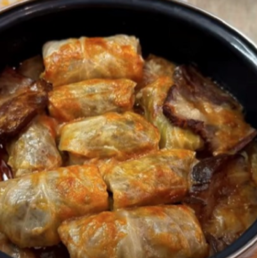 Добавете това към плънката за сармите и вкусът ще се помни с години: Забравена рецепта от тефтера на баба