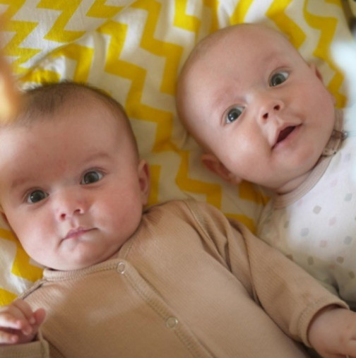 Бебетата-шейхове са нов световен хит: Майките създадоха тренд, който подлуди целия интернет, ето какво измислиха