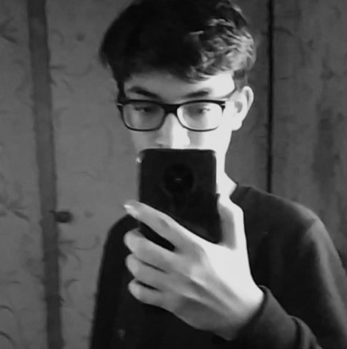 Нова версия за самоубийството на 18-годишния абитуриент от Пазарджишко - виновна ли е преподавателката му?