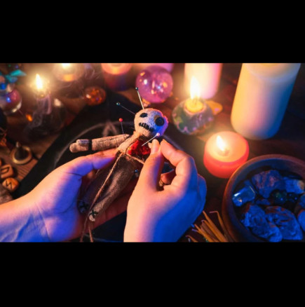 Наричате го лош късмет, но всъщност е проклятие! 7 знака, че са ви направили магия: