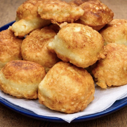 Най-вкусното тесто за бухти с кисело мляко: Стават само за 15 минути, а са по-вкусни от всичко, което сте опитвали!