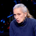 Майката на момчето, подало сигнал срещу Калушев, иска да съдят сина й, обижда го