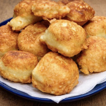 Най-вкусното тесто за бухти с кисело мляко: Стават само за 15 минути, а са по-вкусни от всичко, което сте опитвали!