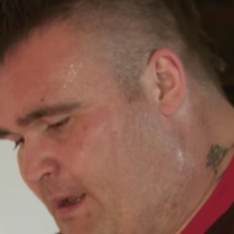 Спечелих милиони за един ден, след което пропилях всичко: Ето един човек, който имаше всичко на света и остана без дом