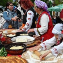 Месни Заговезни е днес-Ето какво се прави задължително и какви са обичаите