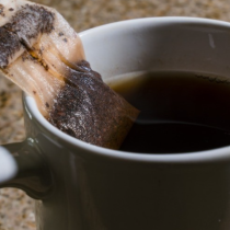 Не ги изхвърляйте, ето за какво могат да се използват пакетчетата чай: Те ще ви послужат вкъщи.