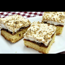 Дамски каприз по рецепта от тетрадката на баба: Хрупкави запечени белтъци и аромат на орехи! Съвършената рецепта: