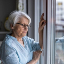 Обвиняват генетиката, но половината от хората си „създават“ сами деменция с навиците, които унищожават мозъка