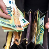 Голям месечен хороскоп за март: какво ви очаква в любовта, работата и финансите