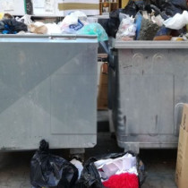 Откриха бебе в кофа за боклук в София