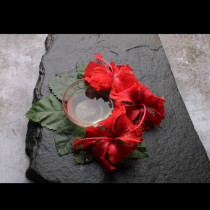 ЦВЕТЕТО-БОТОКС действа като естествен лифтинг: 3-4 капки от маслото премахват бръчки, заличават петна, хидратират и изчистват акнето