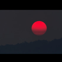 Предстои голямо кармично прочистване! 4 зодиакални знака ще бъдат „мишената“ на КЪРВАВАТА ЛУНА на 3 март