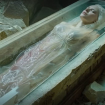 Миньори откриха ковчег с мъртва принцеса: Тялото запазено, очите отворени, кожата розова, но започнаха да се случват ужасни неща