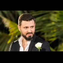 Изненада: Елвиса пак влиза в 