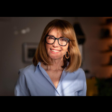 Как да спасим косата си по време на менопаузата? 5 прости начина да победите хормоните и да спасите косата си