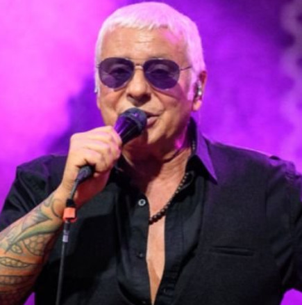 Оперираха по спешност рок легендата Стенли, отменя концерти!