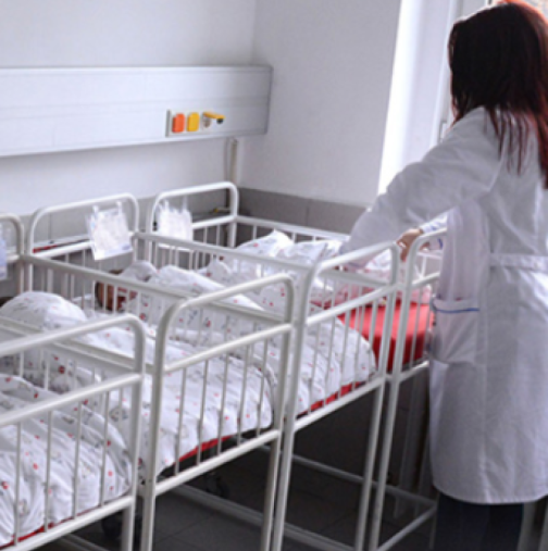 Те търсят сина си от 40 години: Казаха им, че бебето е починало - присъдата пристигна, но мистерията не беше разгадана