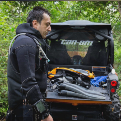 Полицията намери изоставения кемпер на Калушев на 30 км от х. Петрохан