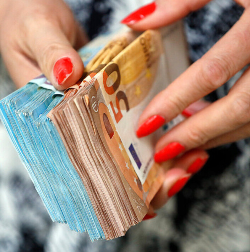 6 зодии, които ще увеличат доходите си през март 2026 година