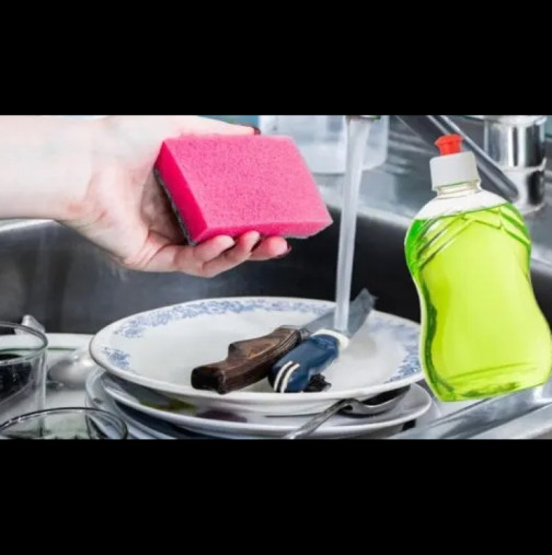 Не вярвах, докато не опитах: Този трик превръща 1 опаковка препарат за съдове в 2! По-евтино, по-ефективно: