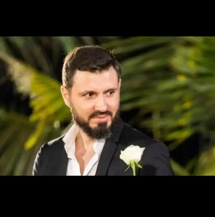 Изненада: Елвиса пак влиза в "Ергенът"!