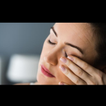 Ако левият ви клепач трепти повече от 3 дни, не го игнорирайте: това е важен сигнал от един орган