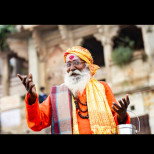 През април КАРМАТА ще САНКЦИОНИРА 4 зодии за всичко: Очаква ги тежък месец