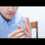 7 признака, че съпругът ви тихомълком се отказва от брака: Разкрива терапевт, която сама го е преживяла