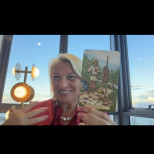 Анджела Пърл с ПОДРОБЕН хороскоп за април 2026: ЛЪВОВЕТЕ да се готвят за финансов дъжд; неочаквани обрати в живота на ДЕВАТА