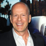 Последната снимка на Брус Уилис ще ви разбие сърцето: Той държи внучката си в ръце, а лицето му казва всичко