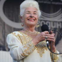 Ето какво се случва с Янка Рупкина след прекарания тежък инсулт