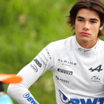 Ето го 7-годишния Никола Цолов и приятелчето му, което триумфира във Формула 1, на пистата като деца