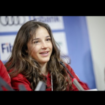 Тежки дни за сноубордистката Малена Замфирова след инцидента - още едно лошо счупване налага спешни мерки: